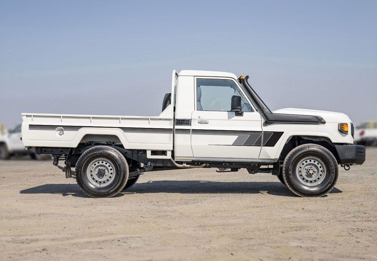 70 Series Land Cruiser Decal Body Stripe Kit (Broome) - 75/79 Series Single Cab (1985-)