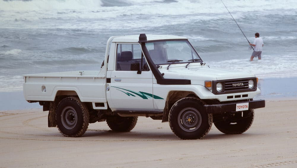 70 Series Land Cruiser Decal Body Stripe Kit (Bundeena) - 75/79 Series Single Cab (1985-)